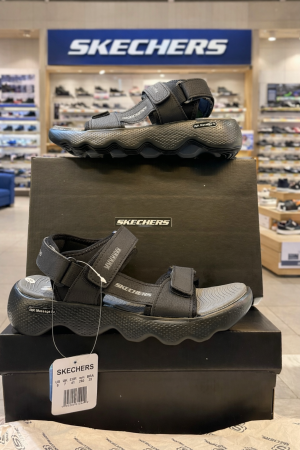 Skecher sendal black 