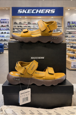 Skecher sendal camal 
