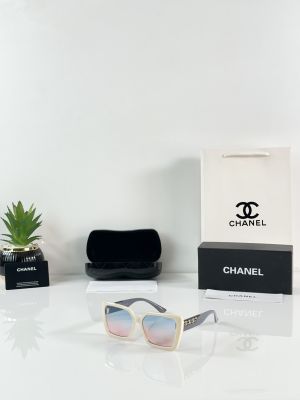 Chanel_WMNS_9571_Cream_Blue_Pink