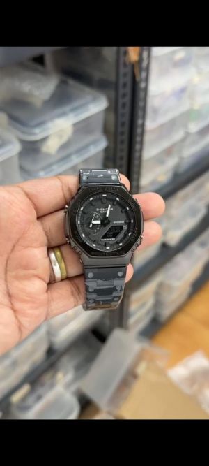 G shock Gmb2100