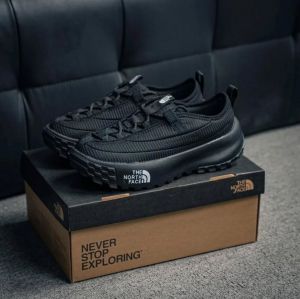 The Northh Face Mule Triple Black