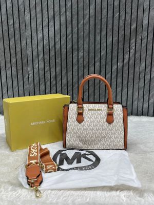Michael_Kors_Hope_Medium_Satchel_With_OriginalBox