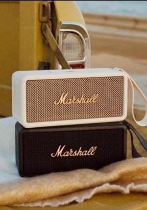 Marshall middleton bluetooth speaker