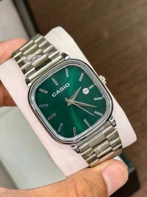 CASIO VINTAGE ANALOG GREEN