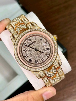 DAIMOND WATCH ON SALE
