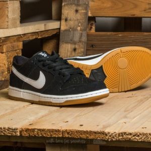 Nik_e Sb Dunk Low Pro Black Gum