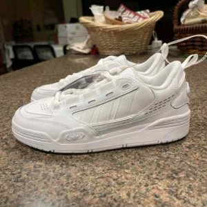 adidass adi2000 TRIPLE WHITE