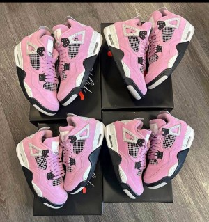 semi UA WMNS Air Jordan 4 Retro Orchid fixed