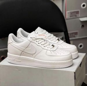 Airforce 1 low short white leather with accessories 