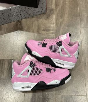 semi UA WMNS Air Jordan 4 Retro Orchid fixed