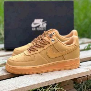 Nikee Airforce 1 low flex Brown