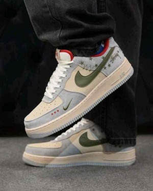Nikee Air Force 1 X Stussy Grey Red