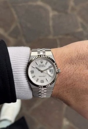 ROLEX LAND DWELLER