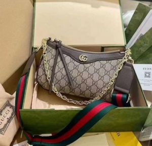 Gucci_GG_Ophidia_Shoulder_Bag_With_Double_Og_Box_And_Dust_Bag_(735132)