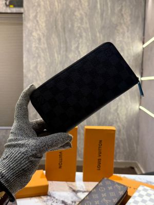 LOUIS-VUITTON-DEEPIKA-WALLET-WITH-BOX-5661