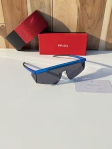 Prada_217_blue_black
