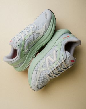 New Balanc.e Fresh Foam Trainer Mint Grey Green