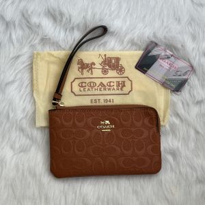 Coach_Tan_Emboss_Wristlet_With_DustCover