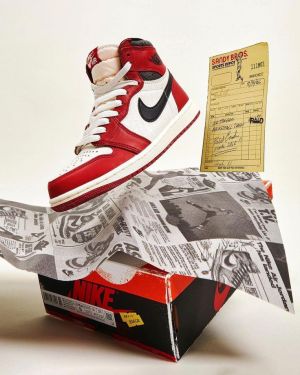 NIK.E AIR JORDAN RETRO 1 HIGH LOST N FOUND