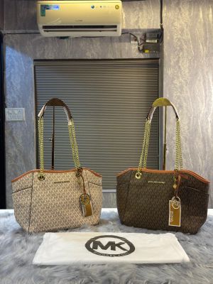 Michael_Kors Jet Set Travel Chain Shoulder Tote Bag Witch Dust Bag 5609