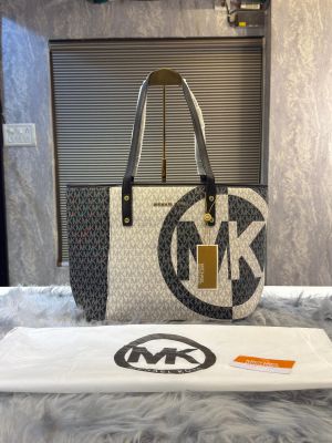 Michael_Kors Carter Tote Bag With Dust Bag Including Card 5611