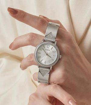 GUESS Silver Round Dial