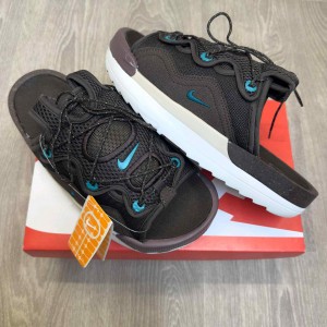 Nik.e Offline 2.0 Slip-On Premium Brown Sandal