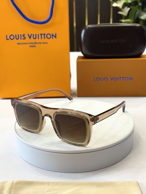 _Louis_vuitton_champagne_brown