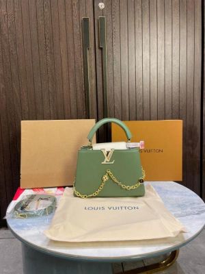 Louiis_vuitton Capucines BB with duty free bill and double box 447
