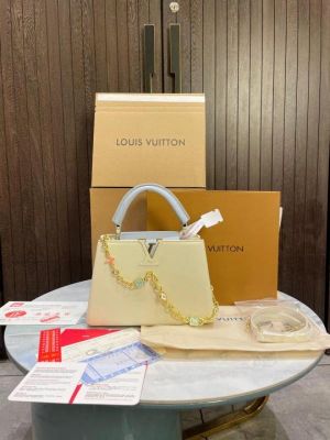 Louiis_vuitton Capucines BB with duty free bill and double box 448
