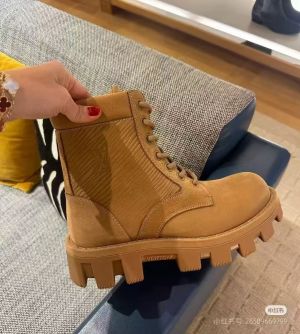 Loui.s vuitto.n LV Checker Ranger Boots Tan