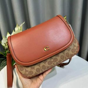 Coach_Legacy_Shoulder_Bag_with_box_premium_quality_