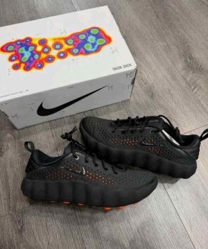 Nikee Mind 002 Black Hyper Crimson 1091