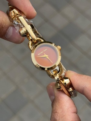 Michae l Kors Astor Women s Gold Red
