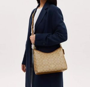 _Coach_hobo_shoulder_bag_with_og_box(55320-caramel)