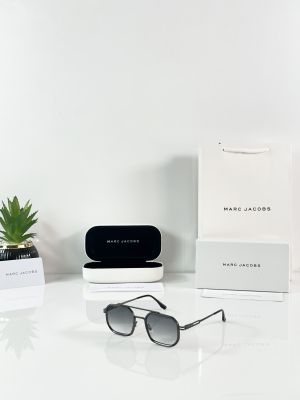 Marc Jacobs 518 Gun Green