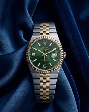 Role_x Oyster Perpetual Land Dweller