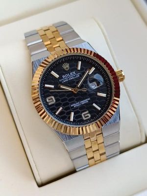 Role_x Oyster Perpetual Land Dweller