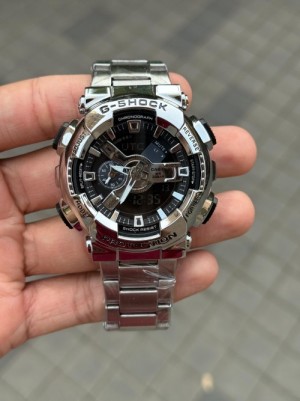 Casio G Shock GA 110GB with tin box packing