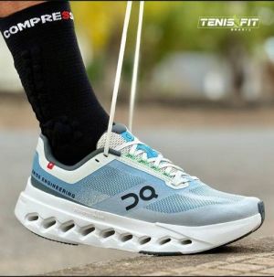 On Cloud surfer Next Niagara Falls