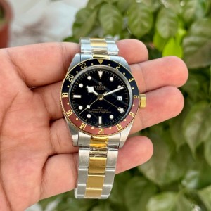 Tudo r Black Bay GMT Root Beer