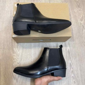 Zar.a 04 Cuban Heeled Chelsea Black Ankle Boots