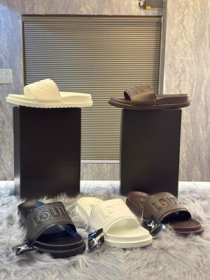 Lousvuitton-brown-premium-quality-stylish-men-flipflop