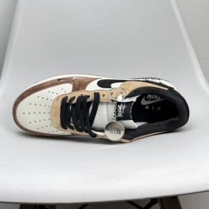 nik e Airforce 1 The North Face