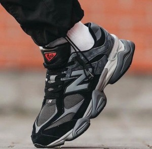 New Balanc e 9060 Castle Rock