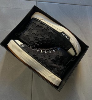 Amir i Ma Stars Court