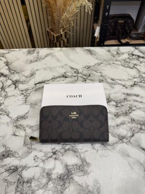 Coac_h Signature Monogram Zip-around Long Wallet (Coffee) (60017)