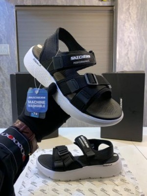 Skechers--Go-Walk-blk-white-Premium-Sandal