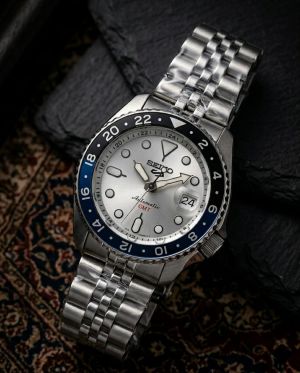 Seiko 5 Sports GMT