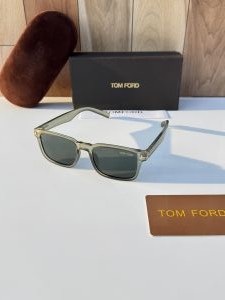 Tomford_826_green